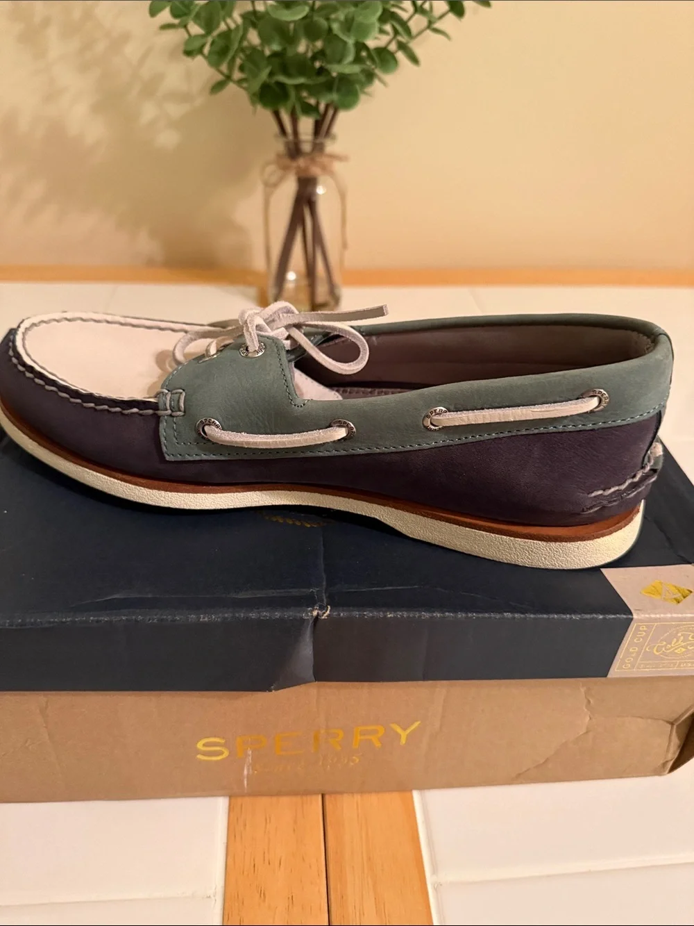 Sperry Men’s Gold Cup Collection Boat Shoes Navy/Reef/Ivory Lambskin Lined